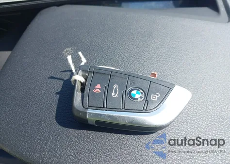 2016 BMW X1 xDrive28I z USA, uszkodzony, nr VIN WBXHT3C35GP889447